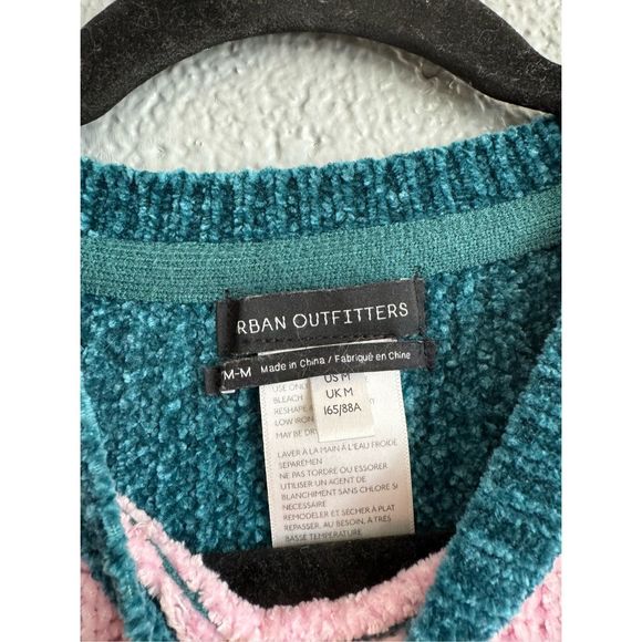 Women’s Urban Outfitters UrbanChenille Color Block Side Slit Cropped Sweater siz - Picture 3 of 3